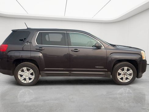 Used 2015 GMC Terrain SLE FWD image 3