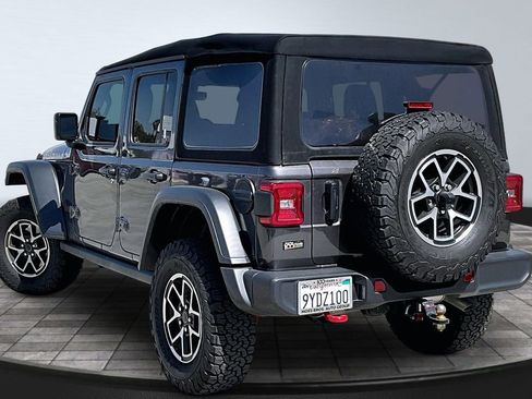 Certified 2025 Jeep Wrangler Unlimited Rubicon w/ Convenience Group image 21