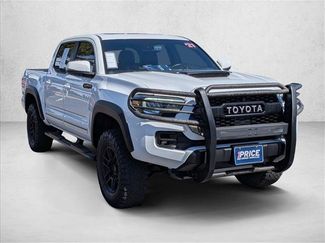 Used 2021 Toyota Tacoma TRD Pro video 3