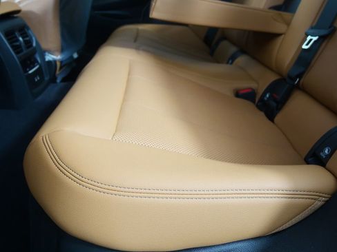 New 2026 BMW 330i Sedan w/ Premium Package image 14