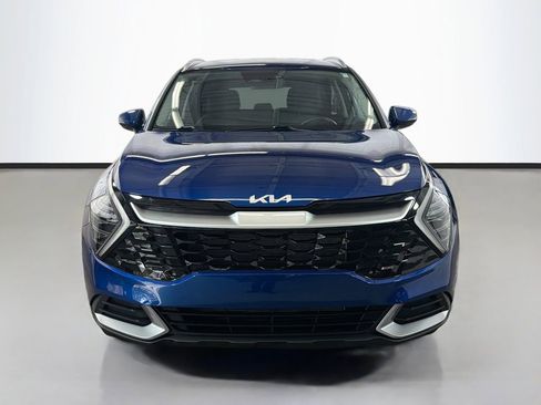 Used 2024 Kia Sportage EX AWD/4WD image 3