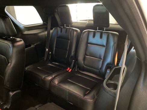 Used 2019 Ford Explorer Sport w/ Equipment Group 401A image 11