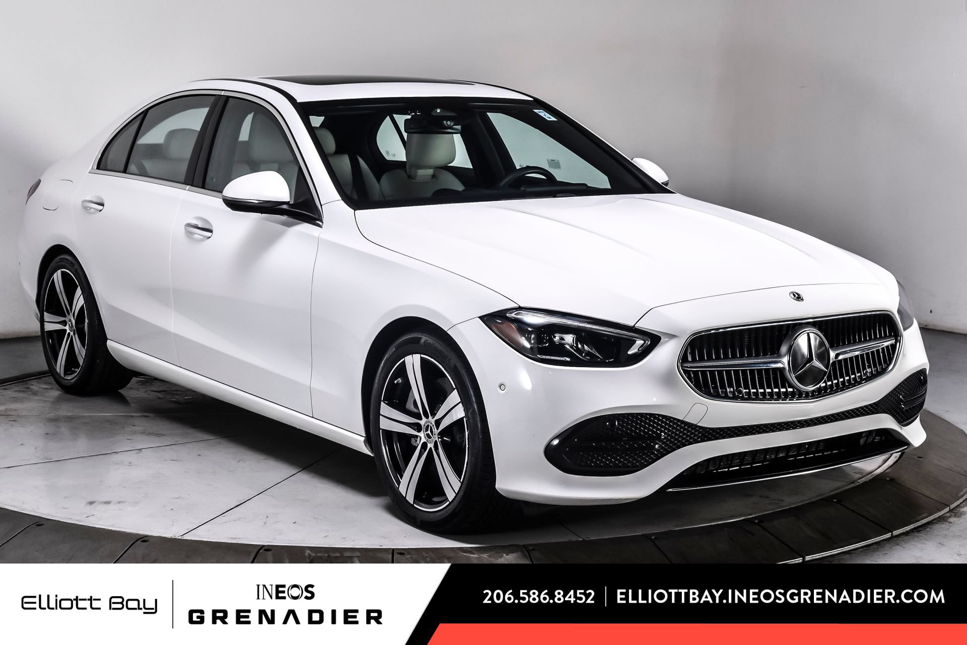 Used 2023 Mercedes-Benz C 300 4MATIC Sedan image 1