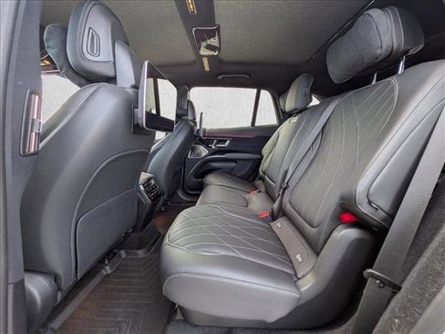 Certified 2023 Mercedes-Benz EQS 580 4MATIC SUV image 17
