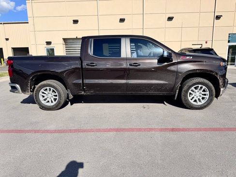 Used 2020 Chevrolet Silverado 1500 LT w/ All-Star Edition image 5