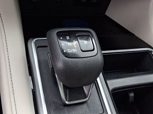 New 2026 Nissan Pathfinder SL image 15