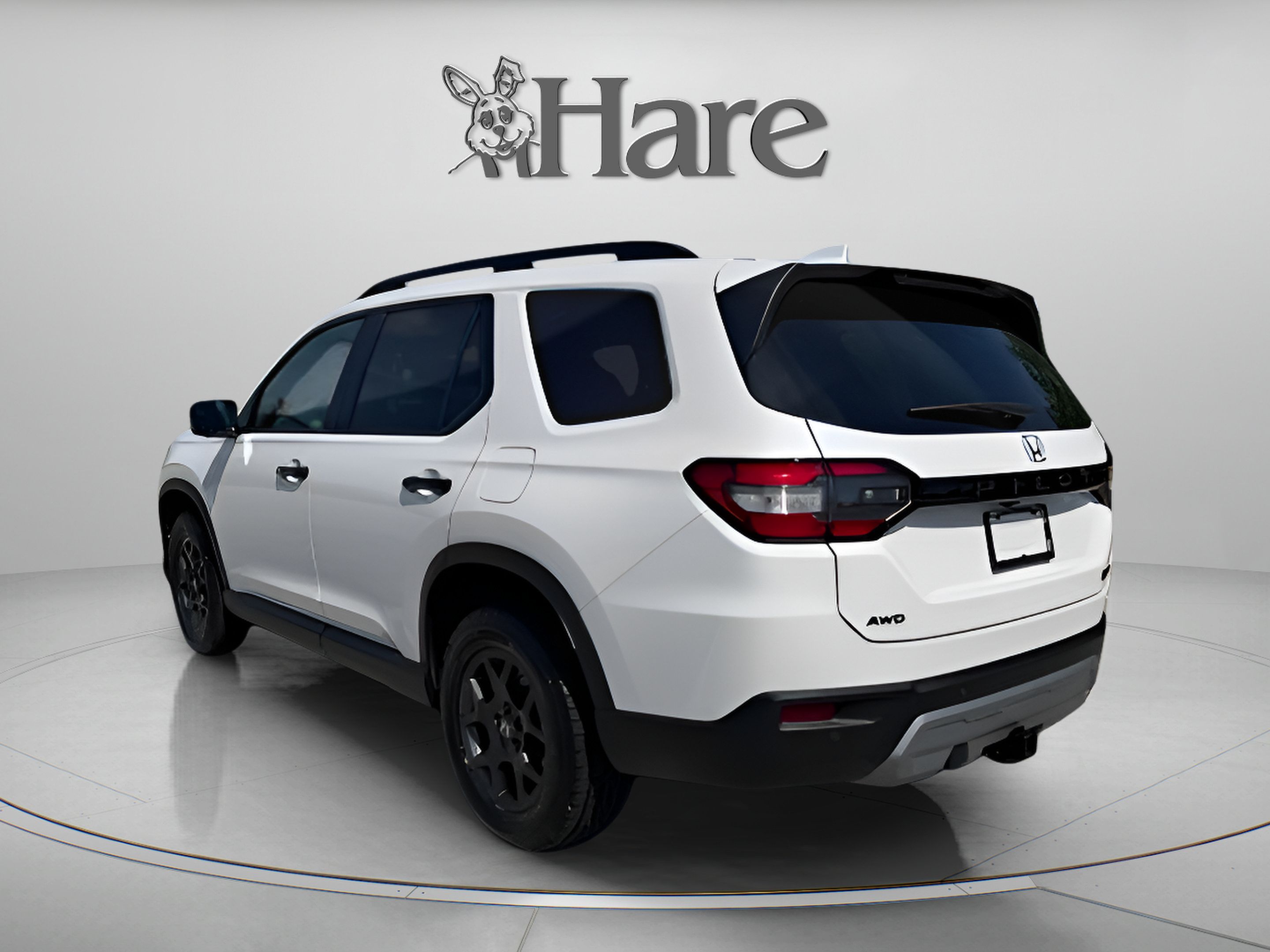 Certified 2025 Honda Pilot TrailSport image 3