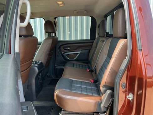 Used 2018 Nissan Titan Platinum Reserve w/ Platinum Utility Package AWD/4WD image 17
