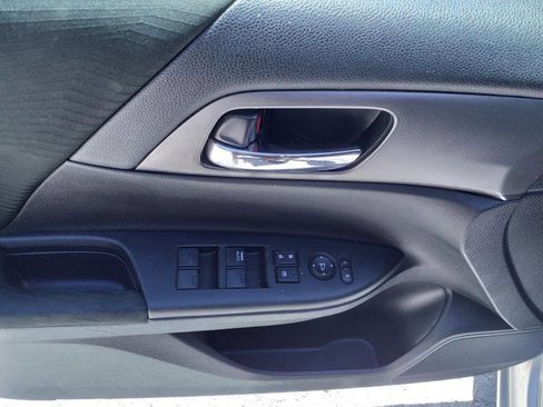 Used 2014 Honda Accord LX image 11