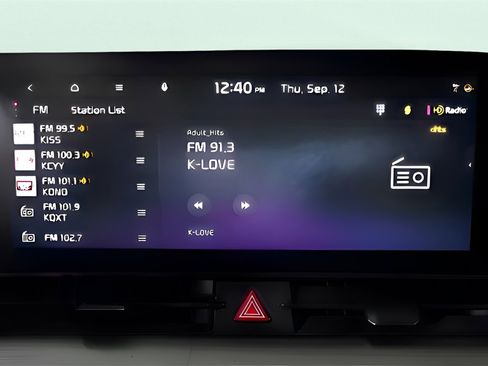 Certified 2024 Kia Sportage EX image 29