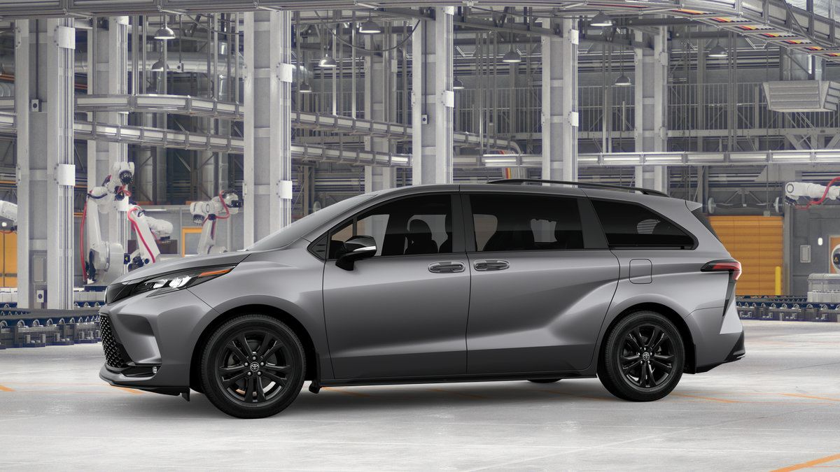 New 2026 Toyota Sienna XSE AWD/4WD image 5