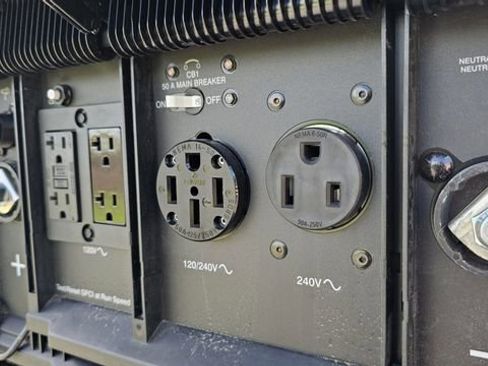 New 2025 Ford F550 XL image 29