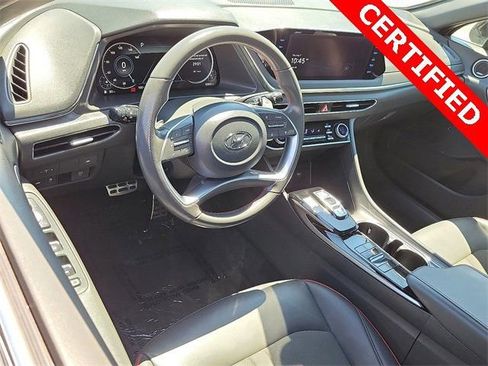Used 2023 Hyundai Sonata SEL Plus image 2
