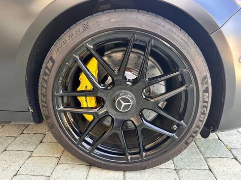 Used 2018 Mercedes-Benz E 63 AMG S image 37