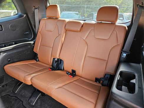 Used 2024 Kia Telluride SX Prestige X-Pro AWD/4WD image 17