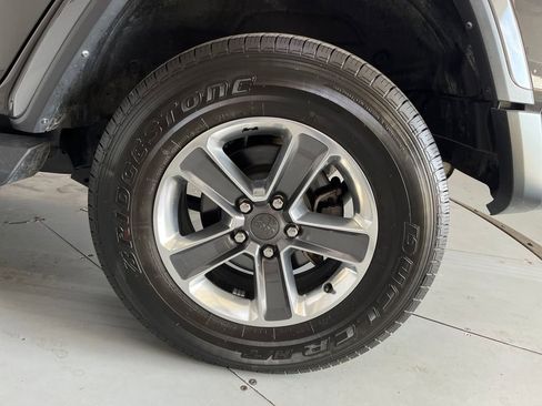 Used 2021 Jeep Wrangler Unlimited Sahara image 15