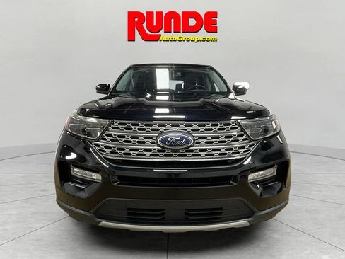 Used 2023 Ford Explorer Limited w/ Equipment Group 301A AWD/4WD image 8