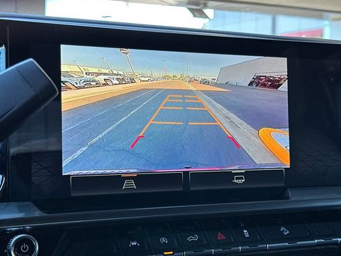 Used 2023 GMC Sierra 1500 Elevation w/ LPO, Elevation Black Package image 19