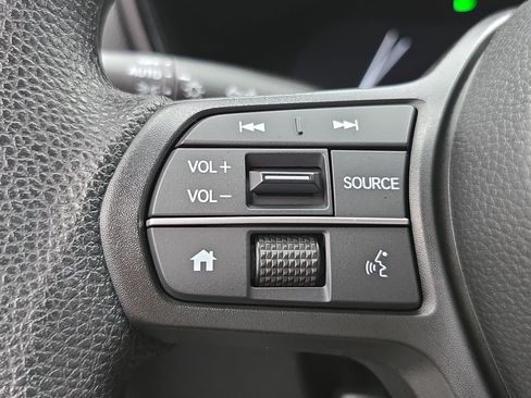 Used 2023 Honda CR-V LX image 16