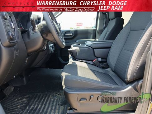 Used 2023 Chevrolet Silverado 1500 Custom w/ LPO, Dark Essentials Package AWD/4WD image 13