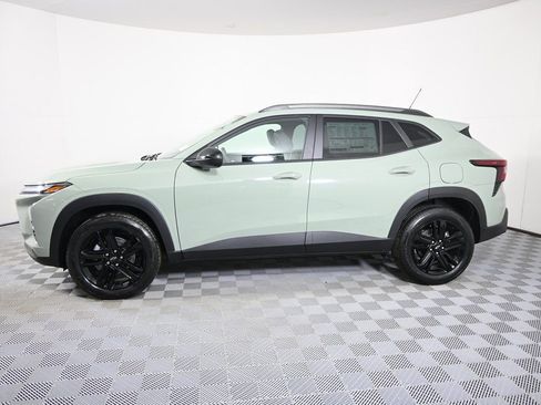 New 2026 Chevrolet Trax ACTIV w/ Driver Confidence Package FWD image 2