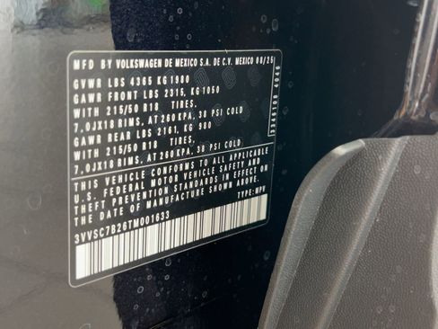 New 2026 Volkswagen Taos SE image 20