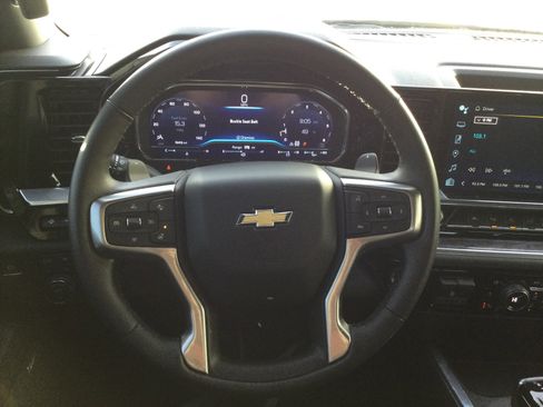 Used 2024 Chevrolet Silverado 1500 LTZ w/ Technology Package image 18