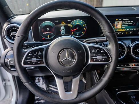 Used 2019 Mercedes-Benz A 220 4MATIC w/ Premium Package image 15