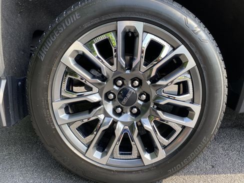 Used 2024 GMC Sierra 1500 Denali Ultimate AWD/4WD image 49