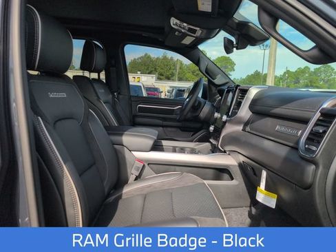 New 2026 RAM 1500 Laramie AWD/4WD image 31