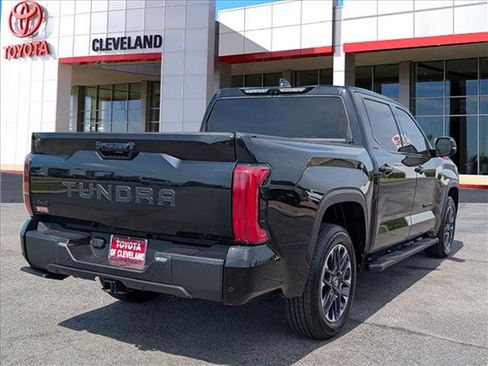 Used 2024 Toyota Tundra Limited AWD/4WD image 7