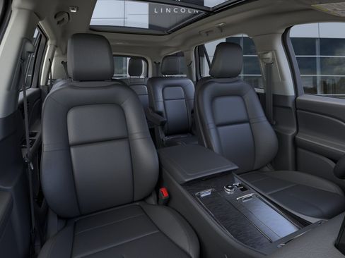 New 2026 Lincoln Aviator AWD image 10