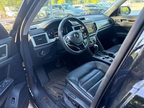 Used 2019 Volkswagen Atlas SEL Premium AWD/4WD image 16