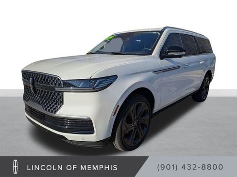 New 2025 Lincoln Navigator L Reserve image 1