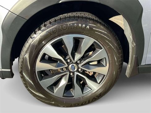 Used 2023 Subaru Outback Limited image 8