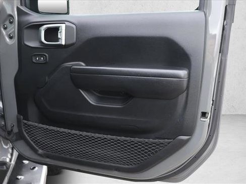 Used 2020 Jeep Wrangler Unlimited Sport image 29