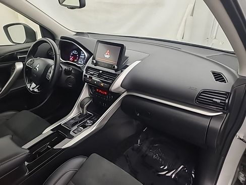 Used 2025 Mitsubishi Eclipse Cross SE AWD/4WD image 13