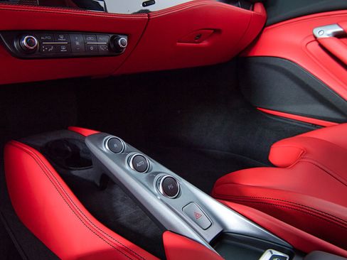 Certified 2023 Ferrari F8 Tributo RWD image 12