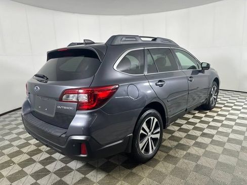 Used 2019 Subaru Outback 2.5i Limited AWD/4WD image 7