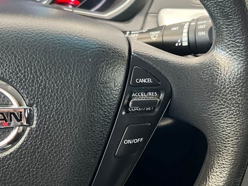 Used 2014 Nissan Murano S FWD image 25
