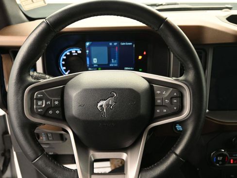 Used 2023 Ford Bronco Outer Banks image 21