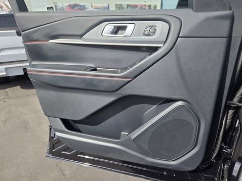 New 2026 Ford Explorer ST-Line w/ ST-Line Street Pack AWD/4WD image 17