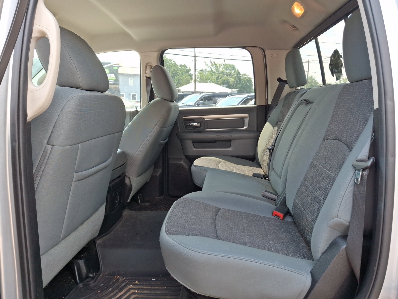 Used 2015 RAM 1500 Big Horn AWD/4WD image 10