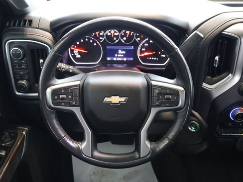 Used 2021 Chevrolet Silverado 1500 LT AWD/4WD image 16