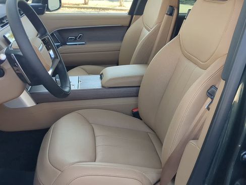 New 2026 Land Rover Range Rover SE image 17