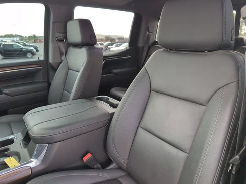 Used 2023 Chevrolet Silverado 1500 LT Trail Boss w/ LT Trail Boss Premium Package AWD/4WD image 15