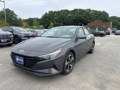 Used 2023 Hyundai Elantra SEL w/ Convenience Package