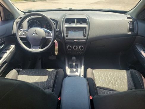 Used 2024 Mitsubishi Outlander Sport ES AWD/4WD image 13