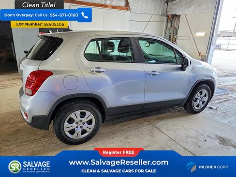 Used 2017 Chevrolet Trax LS FWD image 4