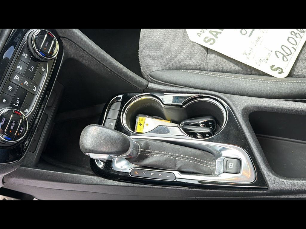 Used 2023 Buick Encore GX Select w/ Sport Touring Package FWD image 20